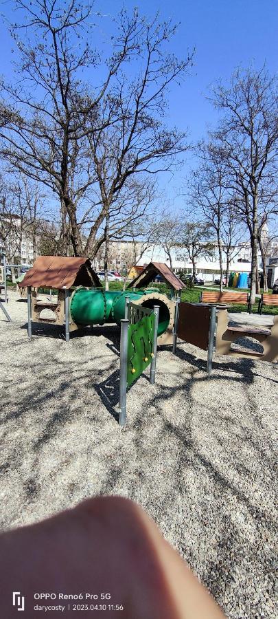 Central City Bacău Eksteriør bilde