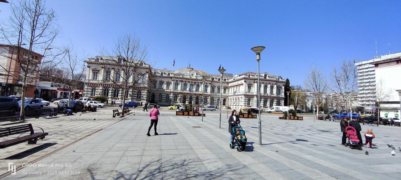 Central City Bacău Eksteriør bilde